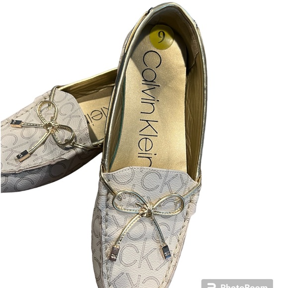 NWOT. Calvin Klein shoes. - Picture 1 of 6